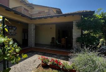 MaM   has Balcony rooms