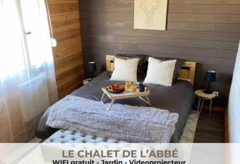 Le Chalet de l Abb   : magnifique maison chaleureuse allows 18 year olds to book a room