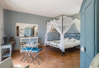 Villa Albina has Balcony rooms