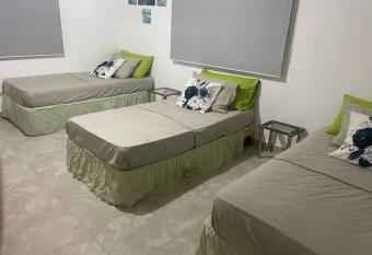 Nuestra casa verde has Balcony rooms