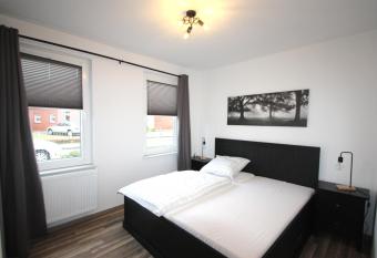 M  wennest III has Balcony rooms