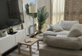 Agreable maison avec terrasse has Balcony rooms