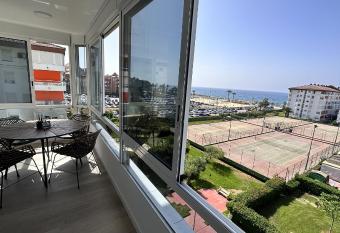 Casa Lydia has Balcony rooms