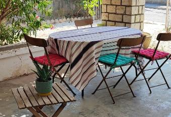 Appartement Ch  teauneuf les Martigues has Balcony rooms