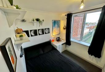 Custom House, 1 room, Dublin 1 has Balcony rooms