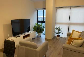 Liberty Polo Aparts - Cerca Embajada de USA has rooms with a private hot tub