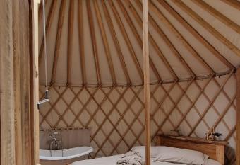 MonvisoRelax allows 18 year olds to book a room