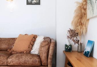 Mount Beach Villa has Balcony rooms