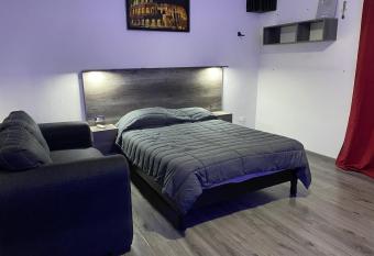 Habitaci  n independiente a 5 min de fundidora has Balcony rooms