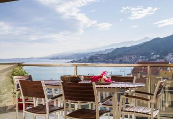 Luxury Apartment has Smoking/Balcony rooms