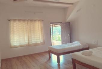 Bisle Ghat Resort has Balcony rooms
