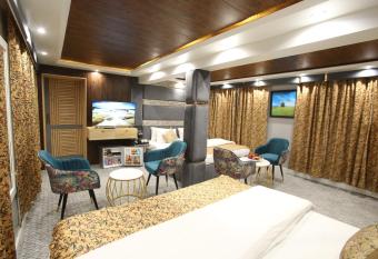 Ahmed Residency Srinagar allows 18 year olds to book a room