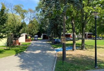 Kemping Obora has Balcony rooms