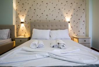 Hotel Panorama has Balcony rooms