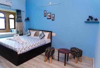 the new view has Balcony rooms