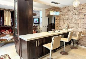 Seascape Family Home has Balcony rooms