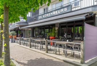Fletcher Hotel-Restaurant de Korenbeurs has Balcony rooms