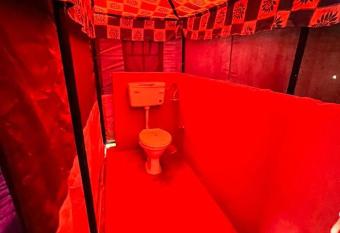 Tapovan Guest House & Restaurant has Balcony rooms