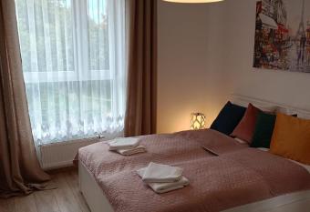 Apartament Locus has Balcony rooms