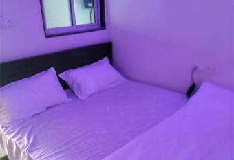 Family Home stay has Balcony rooms