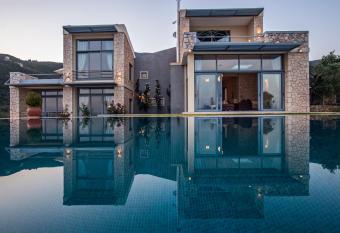 Kastraki Epavlis has Balcony rooms