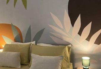 Pretty Little Loft allows 18 year olds to book a room