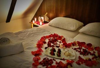 Bokun Apartments I allows 18 year olds to book a room