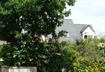 Villanna has Balcony rooms