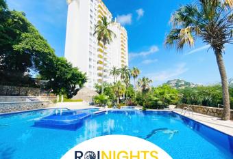 Twin Towers Caleta allows 18 year olds to book a room