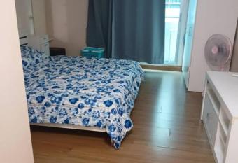 Condo near airport / free WiFi Plum Phaholyothin 89 has Balcony rooms