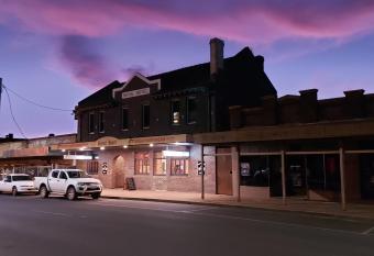 Royal Hotel Guyra allows 18 year olds to book a room