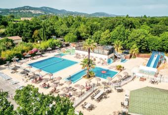 Camping Sunelia L Argenti  re allows 18 year olds to book a room