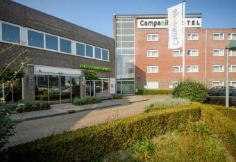 Campanile Hotel & Restaurant Breda allows 18 year olds to book a room