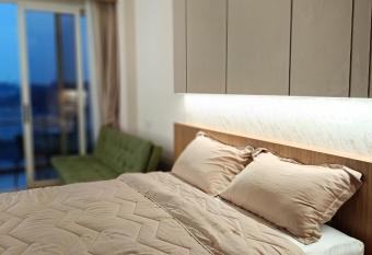 Nagoya Thamrin City - Studio - Lantai 12B - SewaApartmentBatamcom has Balcony rooms