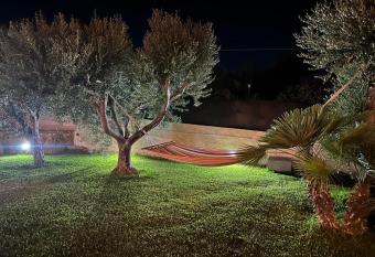 Casa Dolce has rooms with a private hot tub