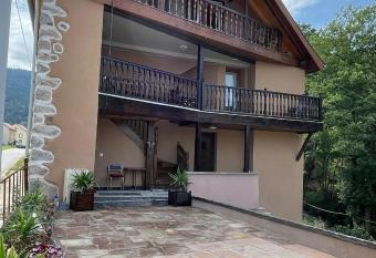 CHEZ ESTER has Balcony rooms