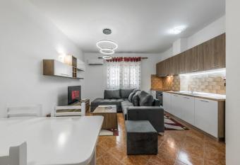 Ersi s Apartament allows 18 year olds to book a room