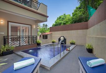 Villa de North has Balcony rooms