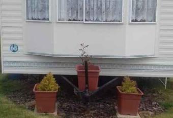 Beach estate hemsby has Balcony rooms
