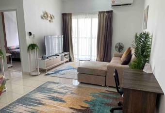 Mesra by H Family at Alanis Residence #freeWiFi #nearKLIA has Balcony rooms