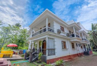 The Sequeira Goa has Balcony rooms