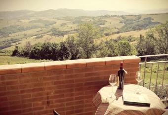 Casa l aria leggera has Balcony rooms