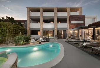 Boutique Hotel Chevalier - Adults Only has Balcony rooms