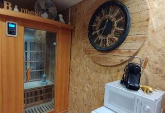 G  te Sauna Baln  o Berck sur Mer L  chez Prise allows 18 year olds to book a room