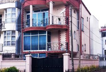 Entire House G+2 in Addis Ababa has rooms with a private hot tub