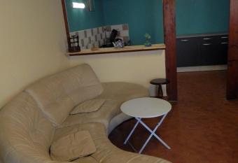 colocation maison has Balcony rooms