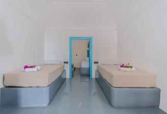 Medusa suites has Balcony rooms