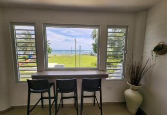 Beachfront Escape Villa Apartments has Balcony rooms