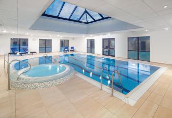 Holiday Inn Peterborough West, an IHG Hotel allows 18 year olds to book a room