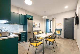 Ifigenia s Seaside Casa has Balcony rooms